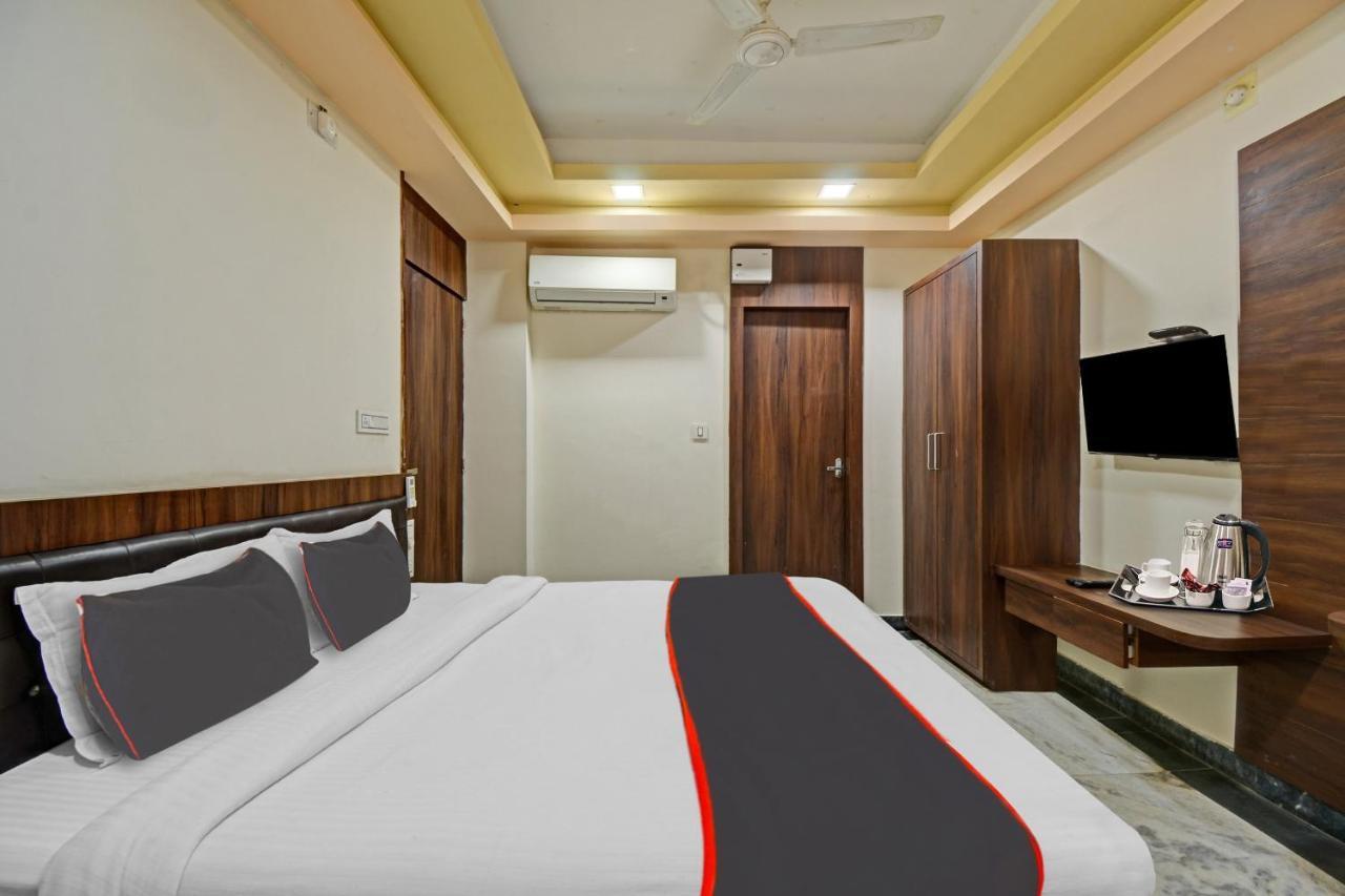 Collection O The Sunrise Hotel Udaipur Exterior photo